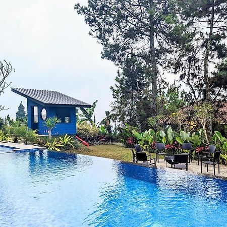 Cottonwood Exclusive Villa @Lembang Asri - Jacuzzi Playground Netflix Billyard Luaran gambar