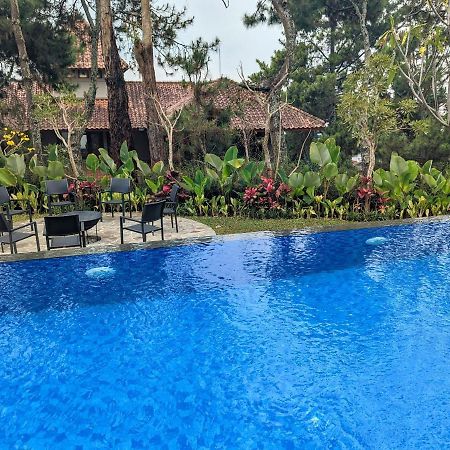 Cottonwood Exclusive Villa @Lembang Asri - Jacuzzi Playground Netflix Billyard Luaran gambar