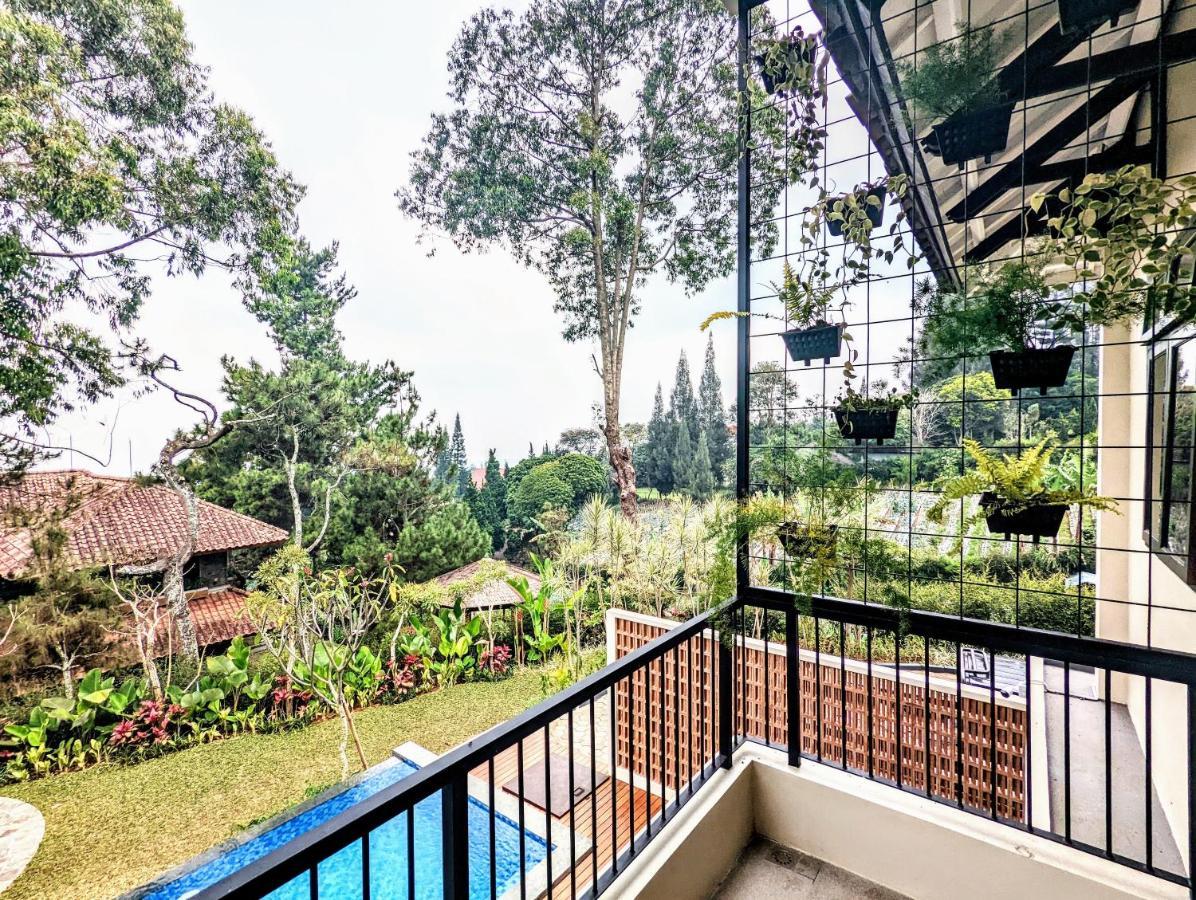 Cottonwood Exclusive Villa @Lembang Asri - Jacuzzi Playground Netflix Billyard Luaran gambar