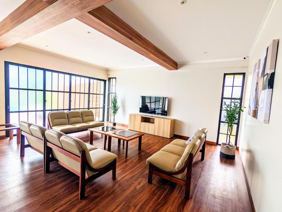 Cottonwood Exclusive Villa @Lembang Asri - Jacuzzi Playground Netflix Billyard Luaran gambar