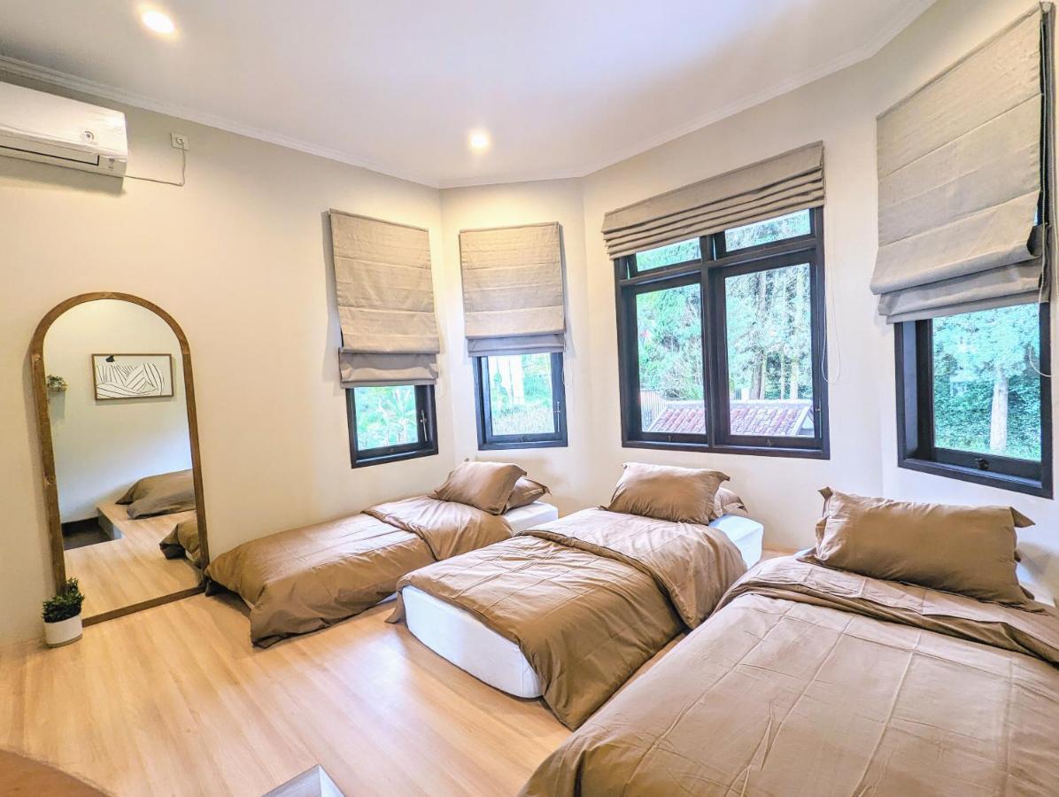 Cottonwood Exclusive Villa @Lembang Asri - Jacuzzi Playground Netflix Billyard Luaran gambar
